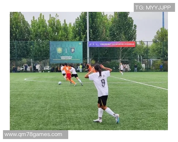 聚焦各班球星展现绿茵魅力全面解析足球激情与团队精神